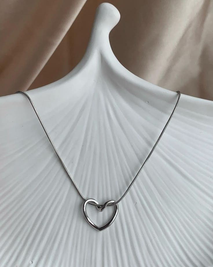 love pendant chain Silver