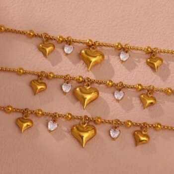 Three heart charm zircon bracelet